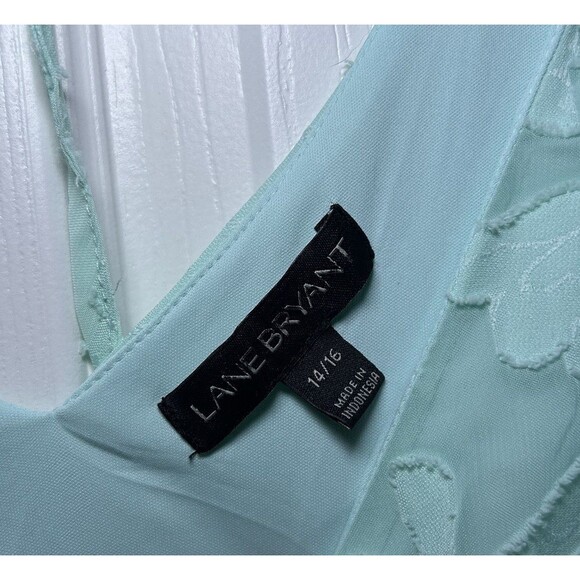 Lane Bryant Plus Size Floral Embossed Peplum Top Blouse Size 14/16 Sea Green - Picture 4 of 8